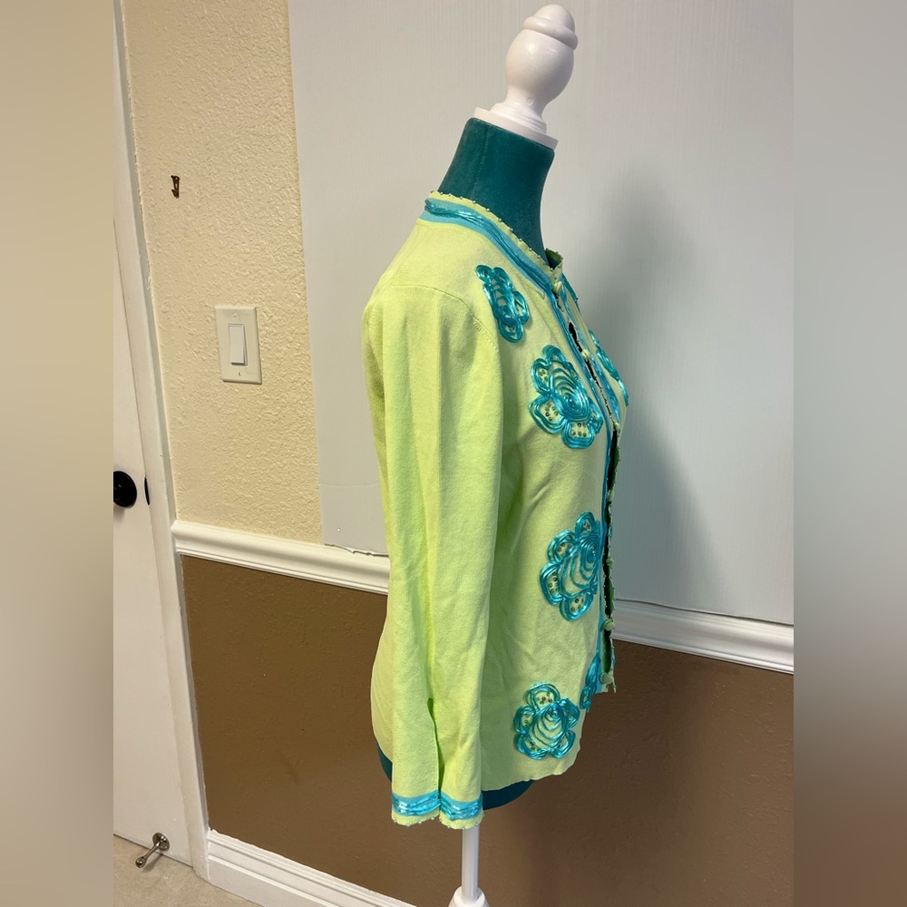 Vintage Cardigan Sweater Women’s Small Green & Blue Floral Beaded Sequin - Picture 5 of 6